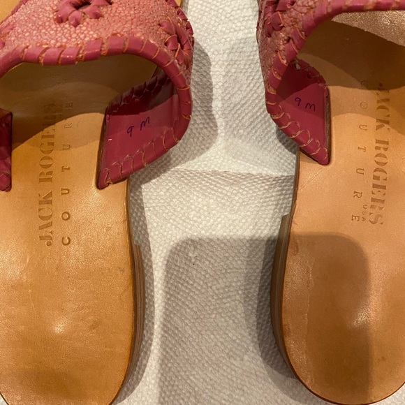 Jack Rogers leather thong sandals.  Pink and size 9 - Picture 4 of 5